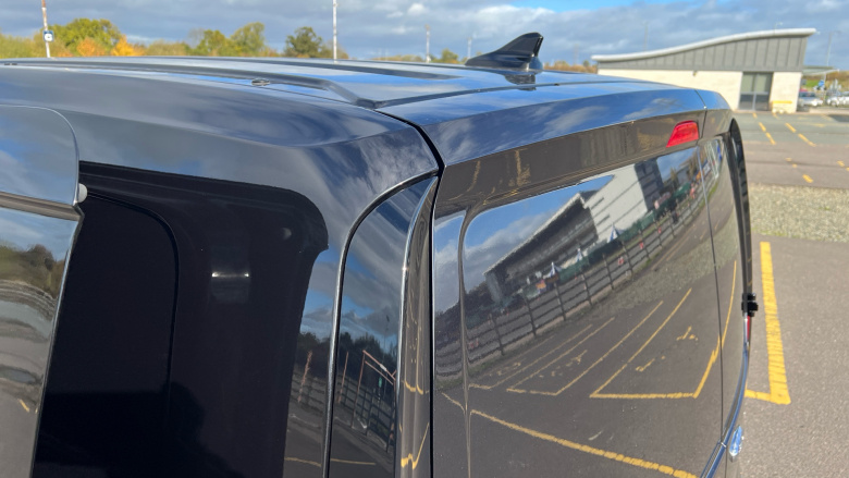 Ford Transit Connect 230 L2 Diesel 2.0 EcoBlue 102ps Limited Van